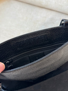 GUCCI Unisex GG Monogram Messenger Crossbody Bag / Black