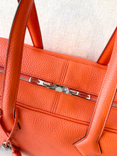 Load image into Gallery viewer, HERMES Clemence Leather Victoria 36 Bag / Orange Poppy / Palladium Hardware
