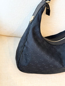 GUCCI GG Monogram Canvas Medium Charmy Hobo Bag / Black