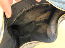 Load image into Gallery viewer, GUCCI GG Monogram Canvas Medium Charmy Hobo Bag / Black

