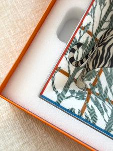 HERMES Tigre Altai Porcelain Change Tray / Marine / Vert Menth