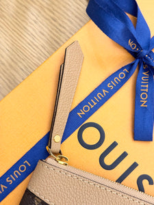 LOUIS VUITTON Monogram Canvas Daily Pouch in Sesame