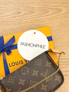 LOUIS VUITTON Monogram Canvas Mini Pochette Accessoires
