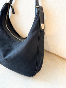 GUCCI GG Monogram Canvas Medium Charmy Hobo Bag / Black